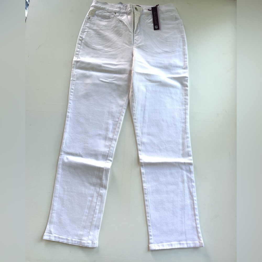Gloria Vanderbilt Original Slimming White Jeans